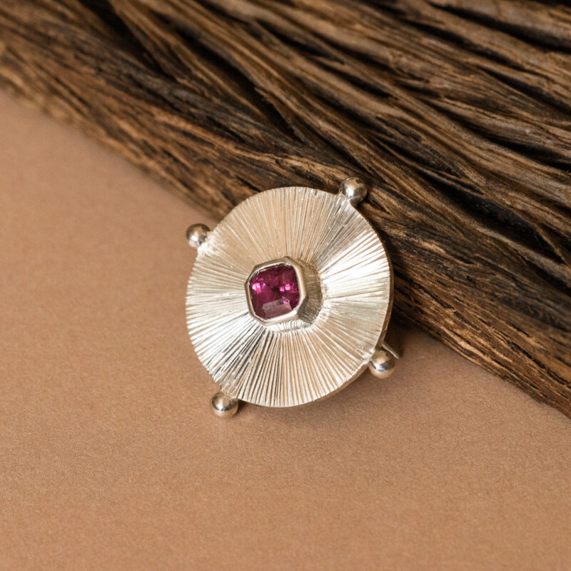 Broche Élan - prata e turmalina rosa